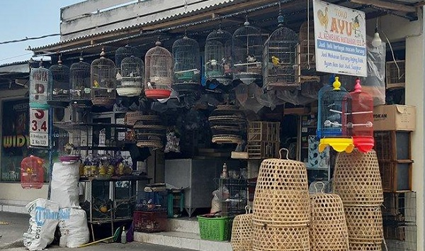Mall Baru vs Tradisi Parcel Lebaran: Siapa yang Akan Menang di Cilacap?